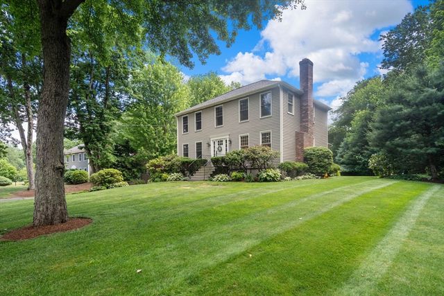 2 Angelo Way, Franklin, MA 02038