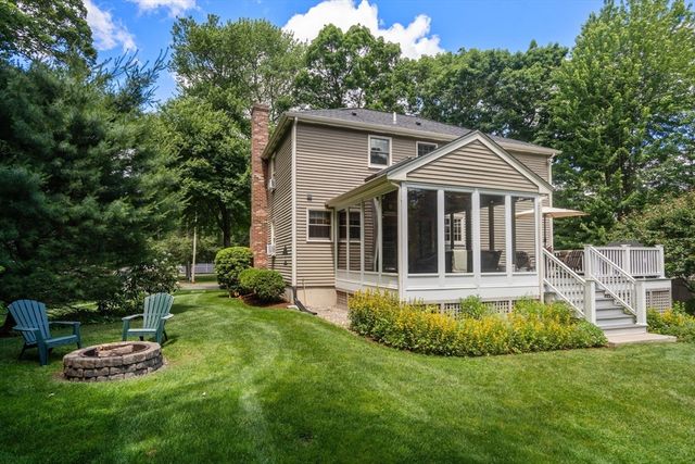 2 Angelo Way, Franklin, MA 02038