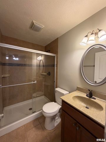 122 W MORNINGSIDE Drive, Peoria, IL 61614