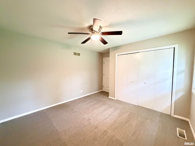 122 W MORNINGSIDE Drive, Peoria, IL 61614