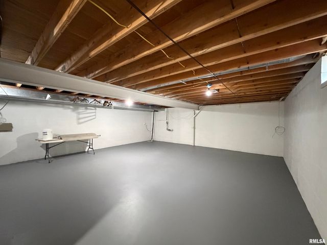 122 W MORNINGSIDE Drive, Peoria, IL 61614