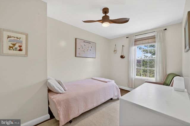 109 ROBERTS CT, Alexandria, VA 22314