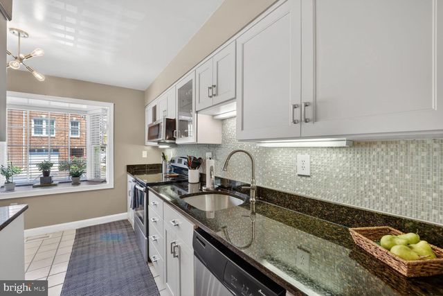 109 ROBERTS CT, Alexandria, VA 22314