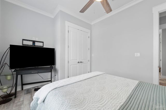 1806 N Barcelona St, Pensacola, FL 32501
