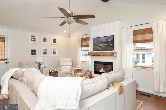 495 BRAMPTON CT, Millersville, MD 21108