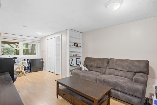 6 Jewell Lane, Derry, NH 03038