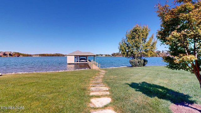 201 Coyatee Cove, Loudon, TN 37774