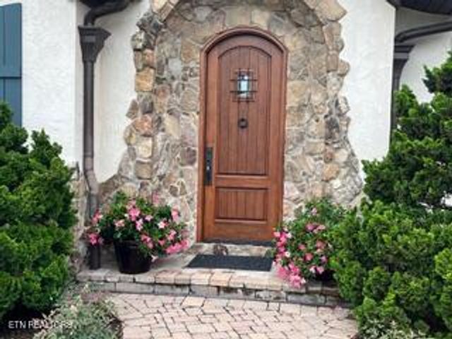 201 Coyatee Cove, Loudon, TN 37774