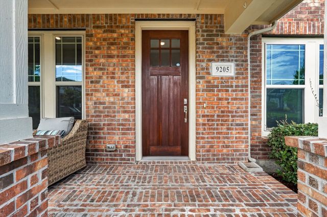 9205 Lamar Street, Rowlett, TX 75089