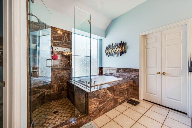8421 Parkdale Drive, North Richland Hills, TX 76182