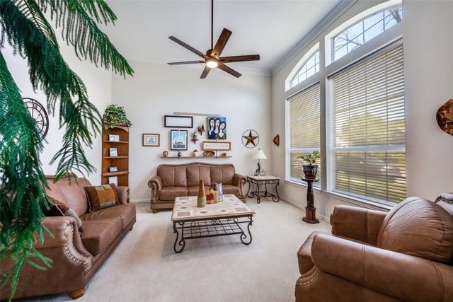 8421 Parkdale Drive, North Richland Hills, TX 76182