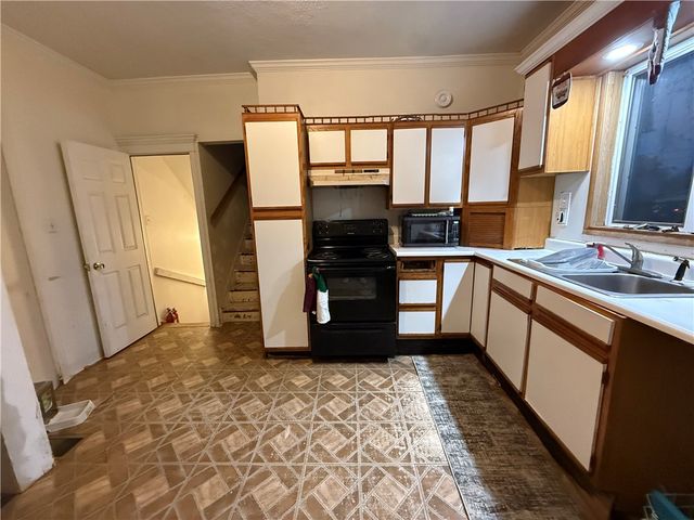 631 Pennsylvania Avenue, Elmira City, NY 14904