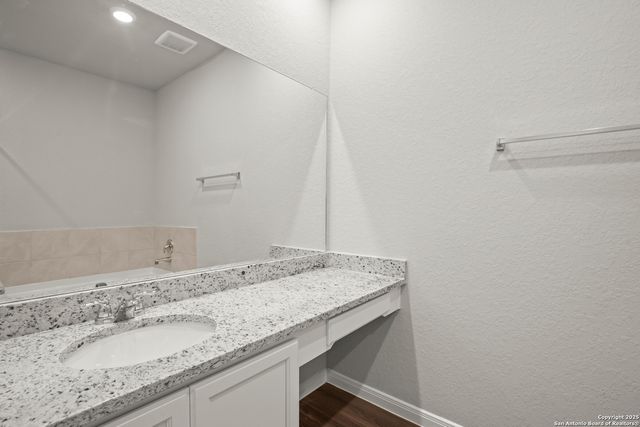 2063 Olivia Drive, New Braunfels, TX 78130