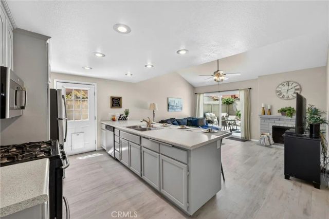 625 Holmes, Placentia, CA 92870