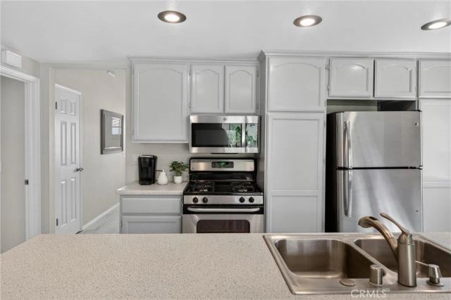 625 Holmes, Placentia, CA 92870