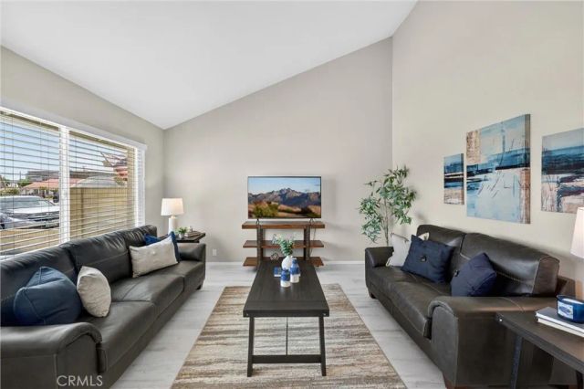 625 Holmes, Placentia, CA 92870