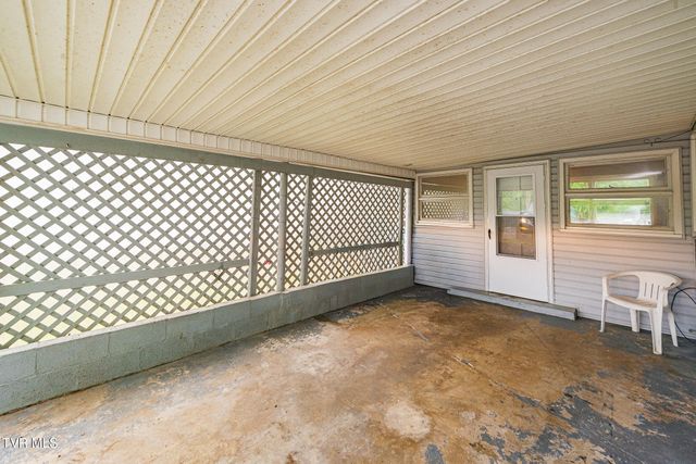 524 Old Beason Well Road, Kingsport, TN 37660
