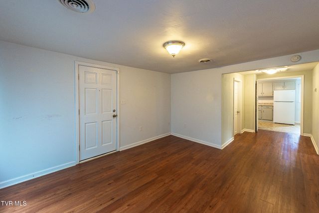 524 Old Beason Well Road, Kingsport, TN 37660