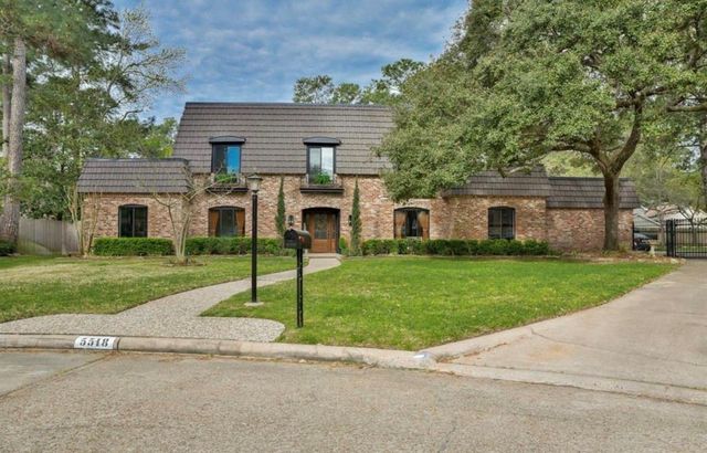 5518 Three Oaks Circle, Houston, TX 77069