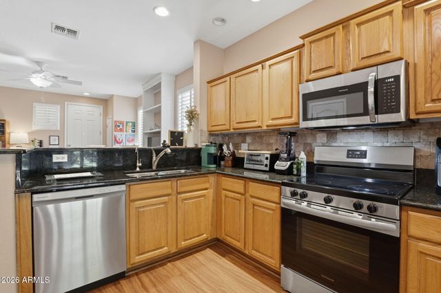 881 S PORTER Street, Gilbert, AZ 85296