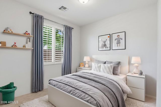 881 S PORTER Street, Gilbert, AZ 85296