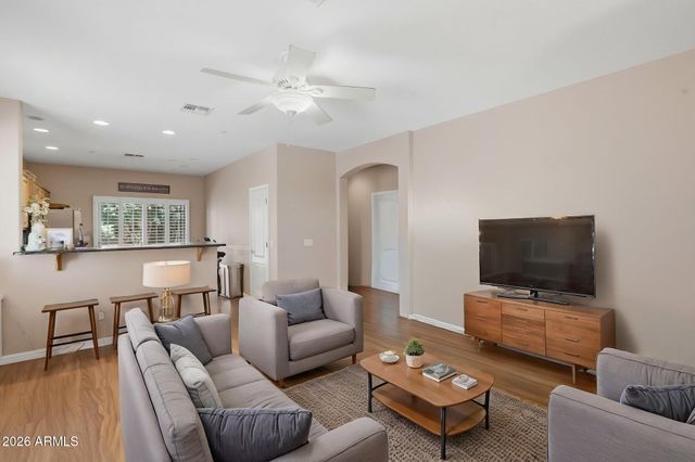 881 S PORTER Street, Gilbert, AZ 85296