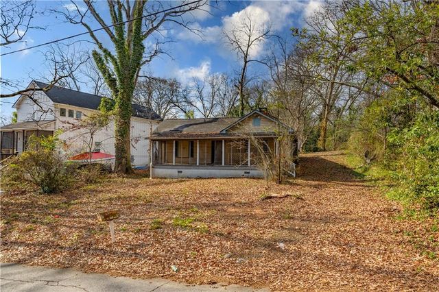 2965 Pearl Street, East Point, GA 30344