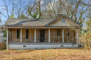 2965 Pearl Street, East Point, GA 30344