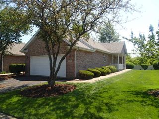 8107 Nielsen Drive, Tinley Park, IL 60477