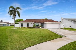 8760 Placid Ter, Lake Worth, FL 33467