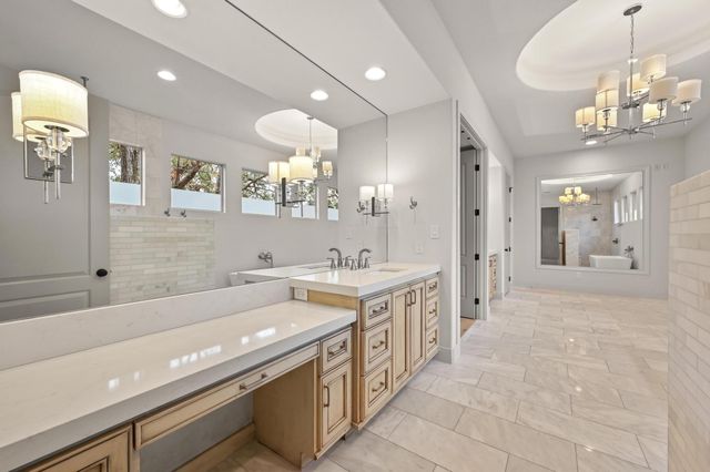 2800 Barton Point DR, Austin, TX 78733