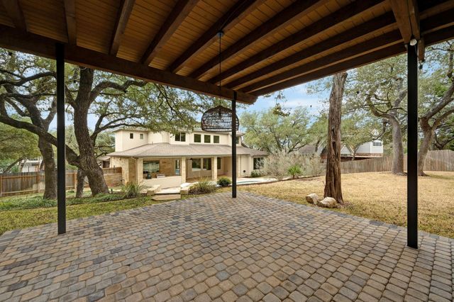2800 Barton Point DR, Austin, TX 78733
