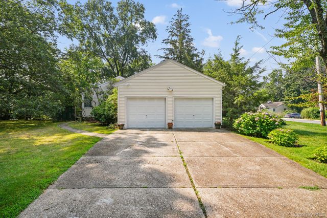 33 Overlook Road, Ardsley, NY 10502