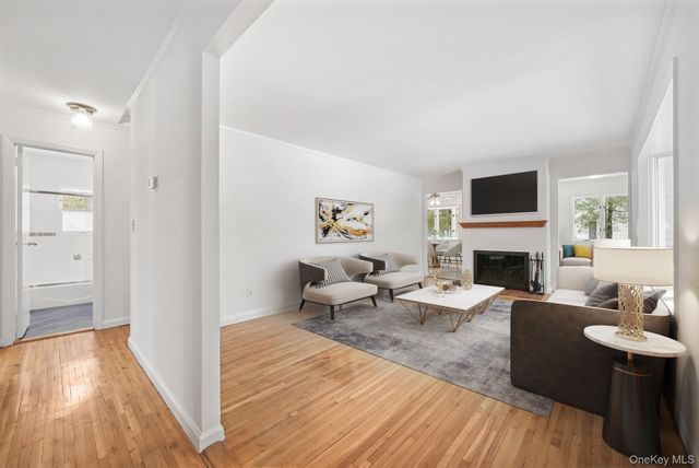 33 Overlook Road, Ardsley, NY 10502