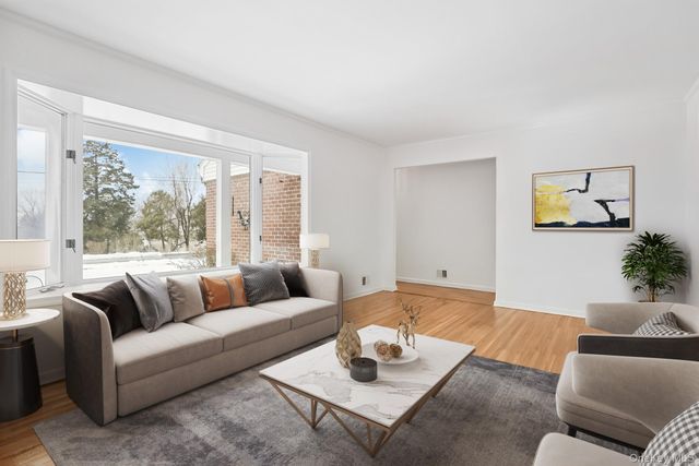 33 Overlook Road, Ardsley, NY 10502