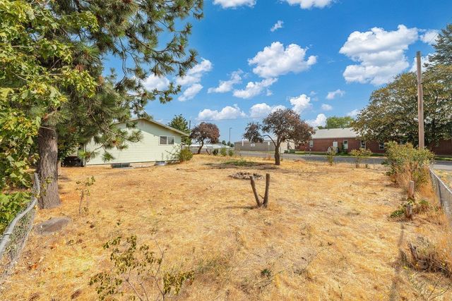 12411 W 13th St, Airway Heights, WA 99001