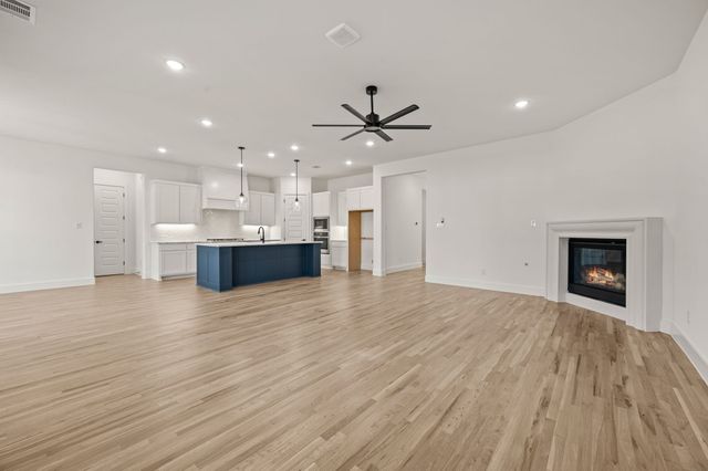 912 Highlands Avenue, Aledo, TX 76008