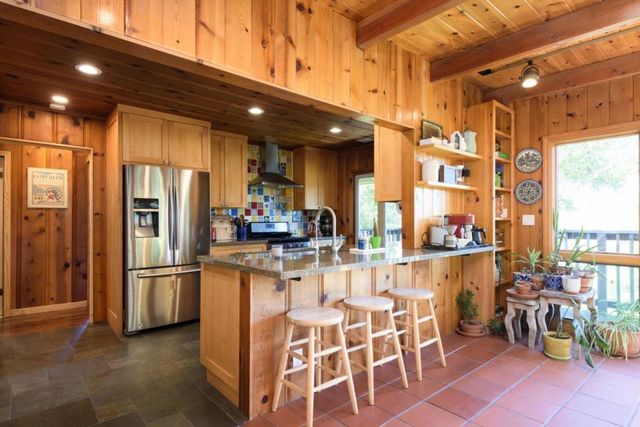 25 Recreation Drive, La Honda, CA 94020