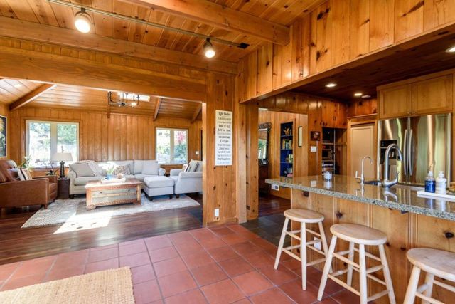 25 Recreation Drive, La Honda, CA 94020