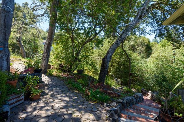 25 Recreation Drive, La Honda, CA 94020