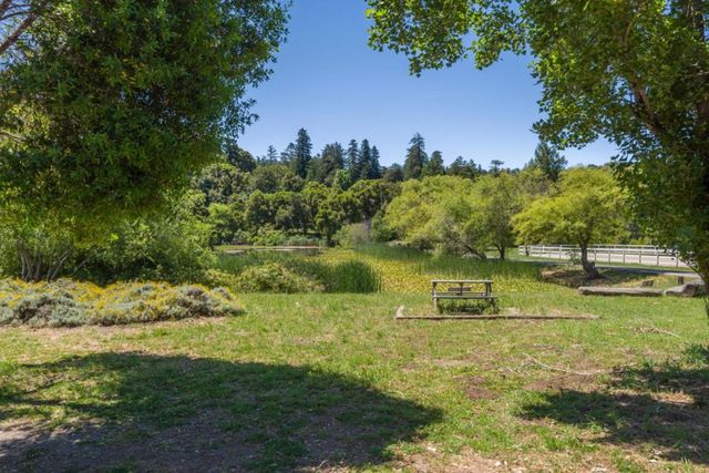 25 Recreation Drive, La Honda, CA 94020