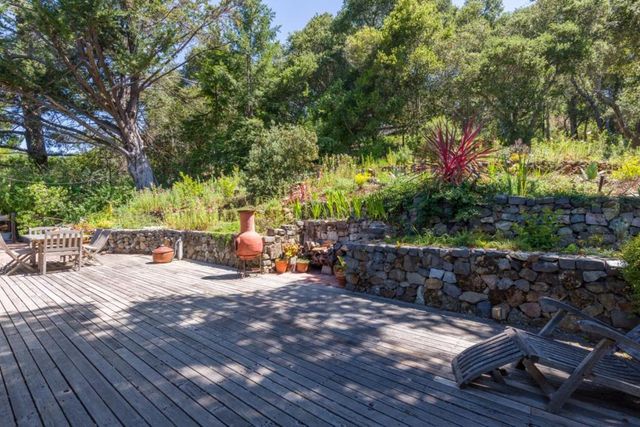 25 Recreation Drive, La Honda, CA 94020