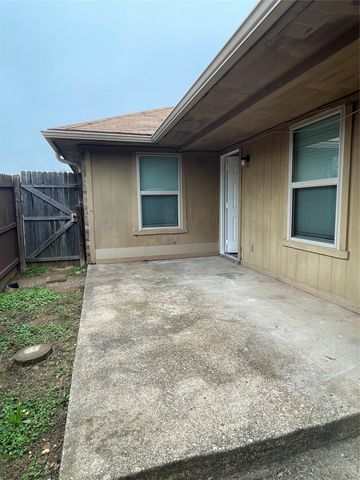 4615 Sausalito Drive, Arlington, TX 76016