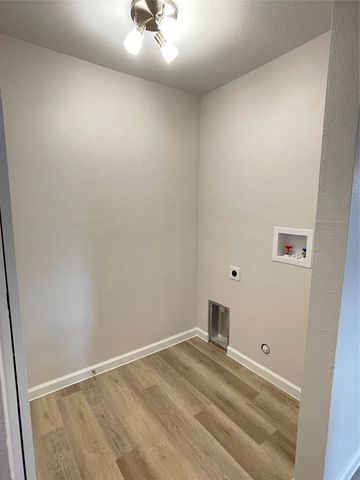 4615 Sausalito Drive, Arlington, TX 76016