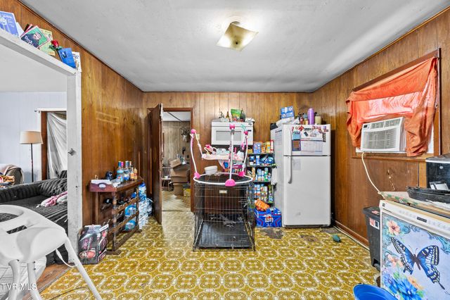 290 Butchertown Road, Fall Branch, TN 37656