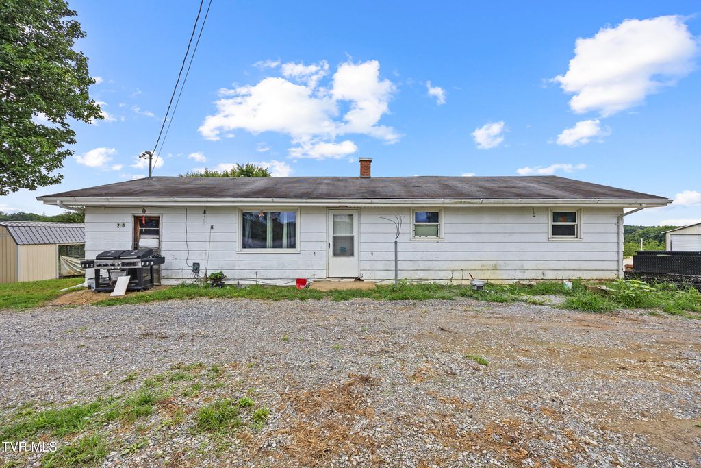 290 Butchertown Road, Fall Branch, TN 37656