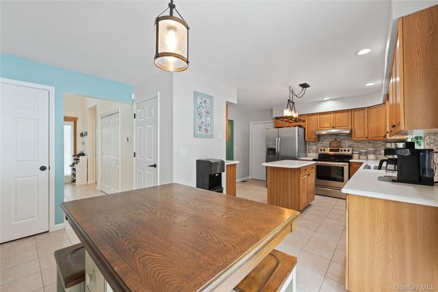 6 Snow Street, Bloomingburg, NY 12721