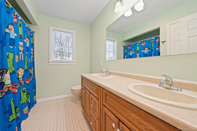 6 Snow Street, Bloomingburg, NY 12721