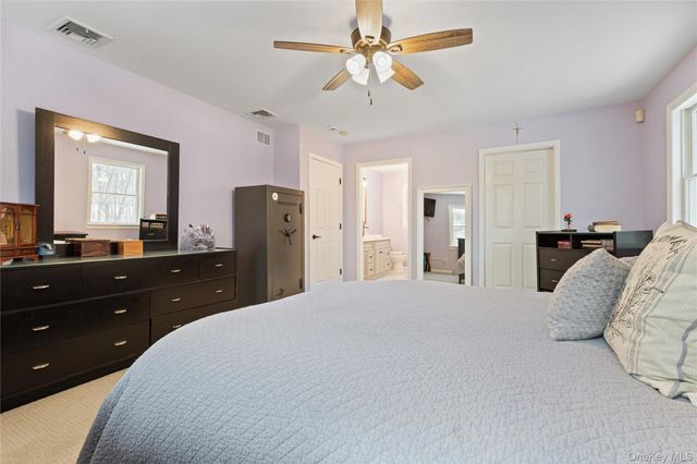 6 Snow Street, Bloomingburg, NY 12721