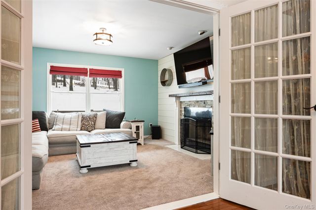 6 Snow Street, Bloomingburg, NY 12721